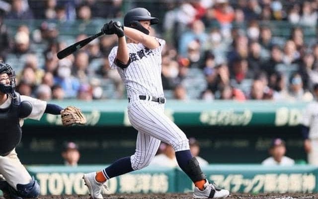 滋賀学園が前半の点の取り合いを制す　長崎西、光る機動力