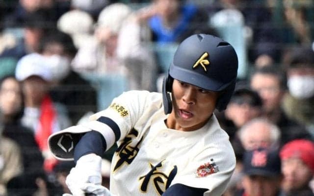 神村学園が三回に２点を先制　横浜のプロ注目右腕・織田に食らい付く
