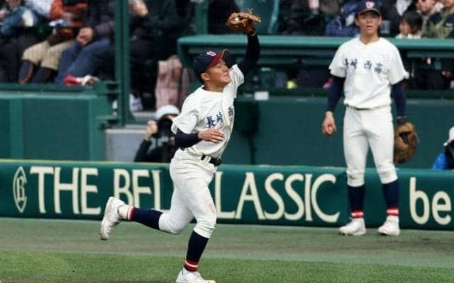 二つの「リベンジ」胸に　長崎西・桑原主将、背走キャッチに二盗三盗