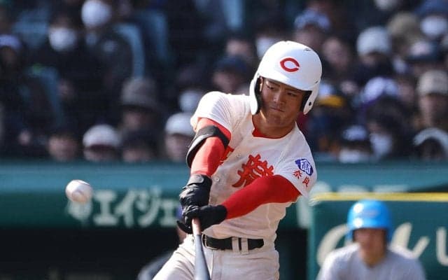 【センバツ】智弁学園・角谷哲人主将「チームに勢いを」３安打３打点＆完封リード　攻守で躍動　