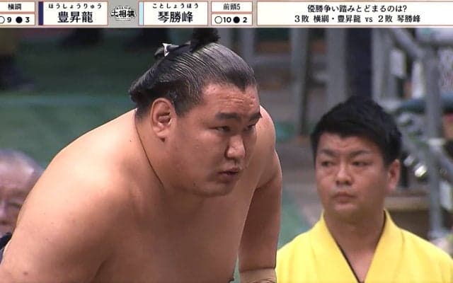 「とんでもない数」横綱・豊昇龍が手にした懸賞に実況驚き「夢ありすぎる」「さすが横綱」ファンは納得