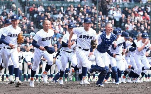 滋賀学園　県勢甲子園通算７０勝目　主軸・吉森が会心の決勝三塁打「借りを返せて良かった」