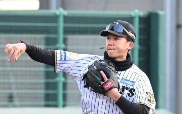 阪神ドラ１立石　左翼で初の本格ノック　２１日ファーム・ソフトバンク戦で実戦守備解禁へ