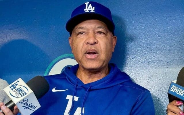 大谷翔平、開幕ローテ“当確”　ロバーツ監督が言及…3年ぶりに二刀流でスタートへ