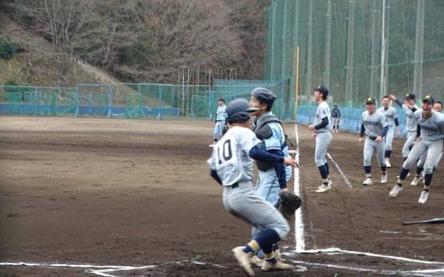 都立の強豪・小山台、激戦を制して都大会出場！ベテラン指揮官の目に涙【東京都一次予選】