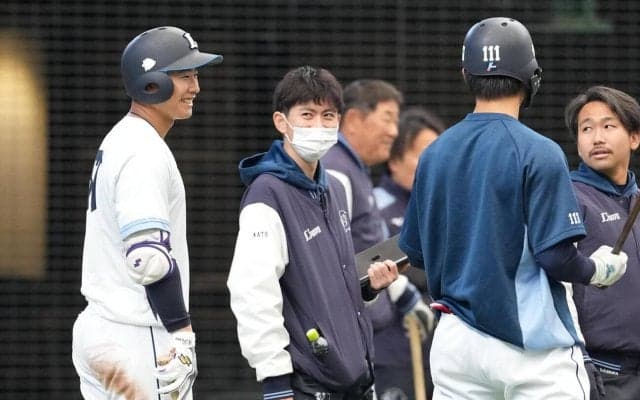 【西武】開幕６日前に高卒ルーキー横田蒼和、新井唯斗ら１軍体験　源田や滝沢の動きにかじりつく