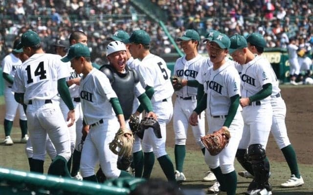 全国47都道府県で…「らしい」「最高」　甲子園に響いた名曲、SNS感動のワケ