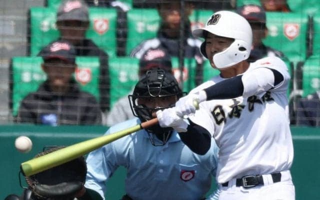 両者DHなしで「一緒」　日本文理・染谷が投打に奮起　センバツ