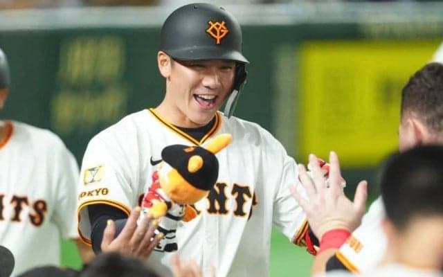 坂本勇人は「神」「開幕サード」　37歳とは思えぬ…弾丸ライナーに熱狂「入るのえぐ」