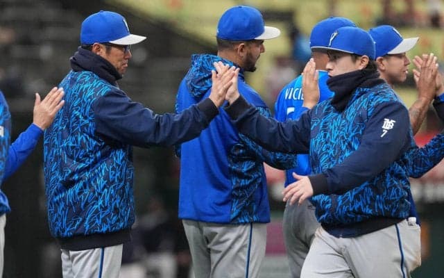 【DeNA】相川監督、好投の平良拳太郎に「離脱することなくどう投球を続けるか…」／一問一答