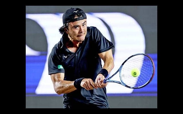  ダニエル太郎 逆転勝ちで決勝進出 