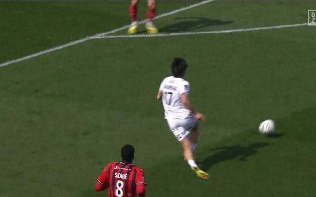 別格！中村敬斗、ビタ止めトラップ→美麗ターンで先制ゴールの起点に「めちゃくちゃいいターン」圧巻のボールコントロールにファン興奮