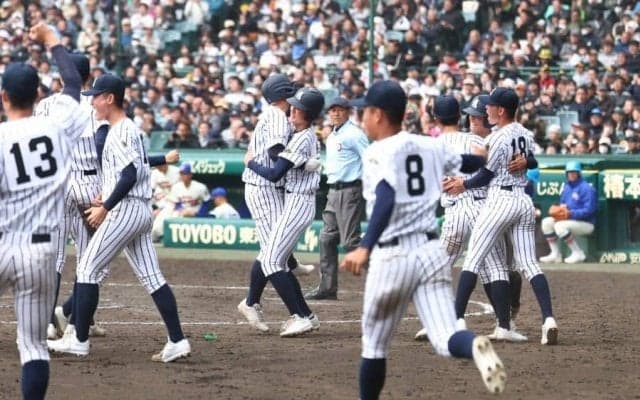 日曜正午に「やばい泣きそう」　数cmが分けた差…甲子園の“結末”に涙「鳥肌エグイ」