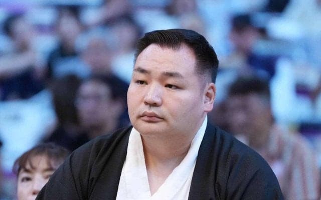 霧島Ｖから一夜明け、師匠の音羽山親方「才能ある人を受け継いで、腐らせて終われない」