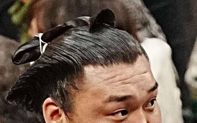 霧島が初の殊勲賞　敢闘賞、技能賞は「勝てば」の条件付き４人　受賞１人の可能性も/三賞選考委員会