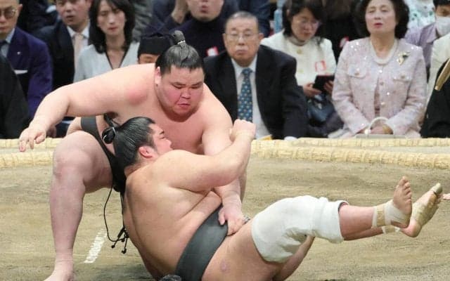 横綱のしこ名を継ぐ旭富士、序二段優勝　元十両を鮮やかに投げるも反省「前に出る相撲を勉強して頑張ります」