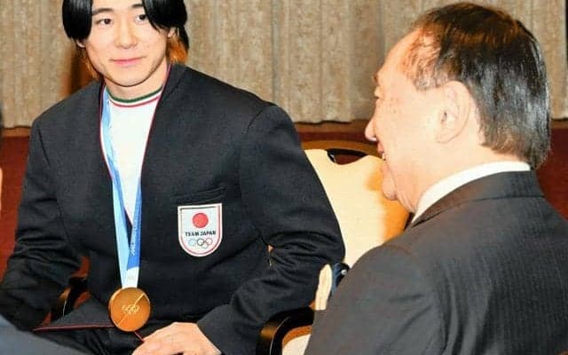 ミラノ五輪スノボ金の戸塚選手　地元横浜で「あきらめず戦う力大切」