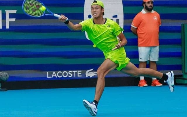 坂本怜、世界10位メドベージェフに善戦も2回戦敗退。逆転負けで金星逃す[マイアミ・オープン]