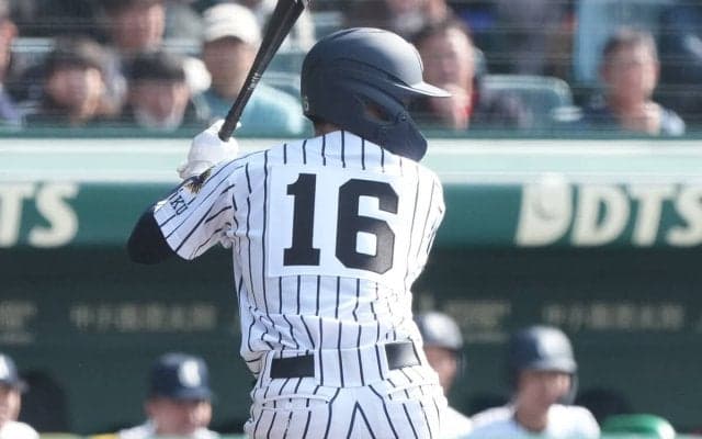 【高校野球】右でも左でも投げる九州国際大付・岡松里樹の異能 イチローの教えで覚醒し、甲子園で初スタメン