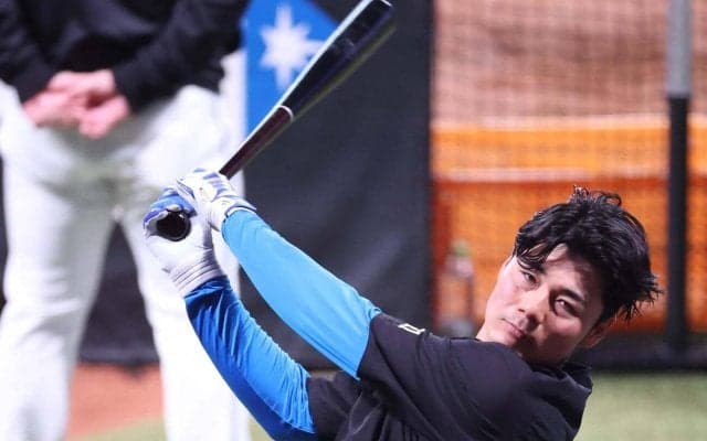 【日本ハム】清宮幸太郎、同学年北山亘基に対抗し“お上品なお茶立てポーズ”繰り出すか…