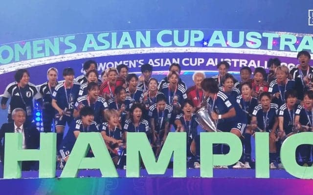 なでしこジャパンの“優勝コント”でまさかの事態！？「のりさんに教えてあげて（笑）」“森脇芸”に「新喜劇きた」「W杯でもやって」【女子アジア杯】