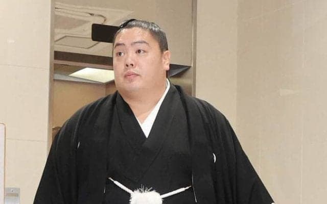 【元大関・若嶋津さん通夜】一山本、先代師匠に「来場所三役目指すと誓ってきました」…約４００人が弔問　１５日に死去、享年６９
