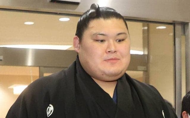 【元大関・若嶋津さん通夜】春場所休場の横綱・大の里が弔問「父が大好きで映像をみてた」…約４００人が弔問　１５日死去、享年６９