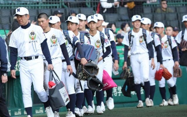 【センバツ】元阪神の佐野日大・麦倉洋一監督「後輩たちと一緒に来られた」聖地凱旋の次は勝利だ