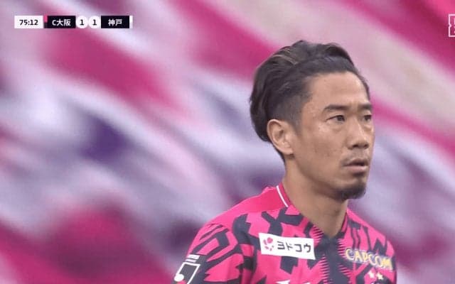 37歳・香川真司が「えぐすぎる」胸トラップ→左足ボレー極上スルーパス「今日のベストプレー」元日本代表10番の閃きと技術にファン興奮