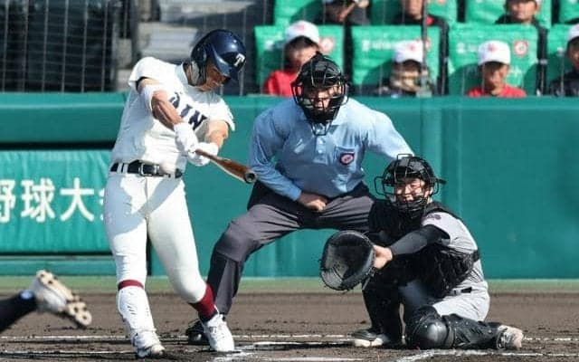 大阪桐蔭4番のDH谷渕選手が2打点　｢追い込まれる前に打つ｣