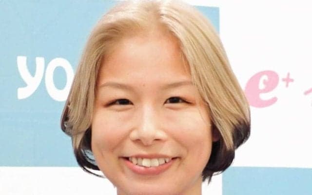 元総合格闘家の浅倉カンナが出産を報告「３／２４」　小さくかわいい赤ちゃんの手の写真投稿