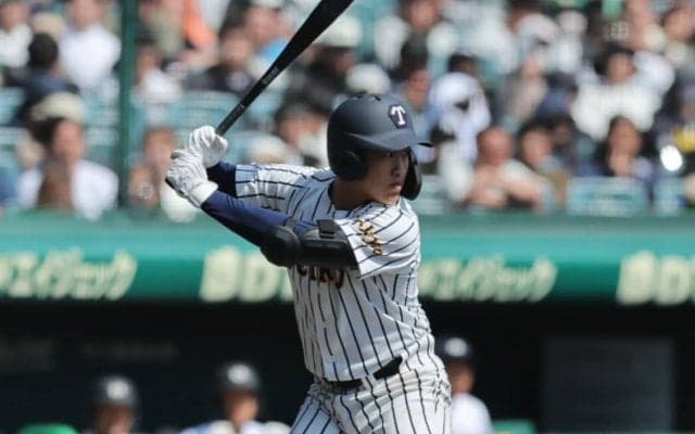 憧れた聖地で無安打に終わった「1番・DH」帝京・安藤、夏の雪辱に期待【26年センバツ・輝いた球児】






