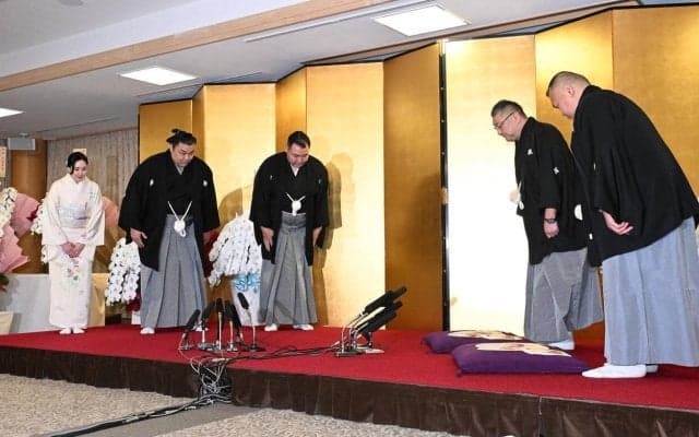 伊勢ノ海親方「もう１つ上を」大関昇進の霧島に期待「綱を目指せる力がある」