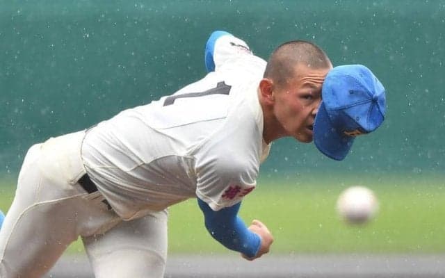 花咲徳栄が大勝で２３年ぶりの春８強入り　先発・黒川が雨の中で７回１安打無失点の好投