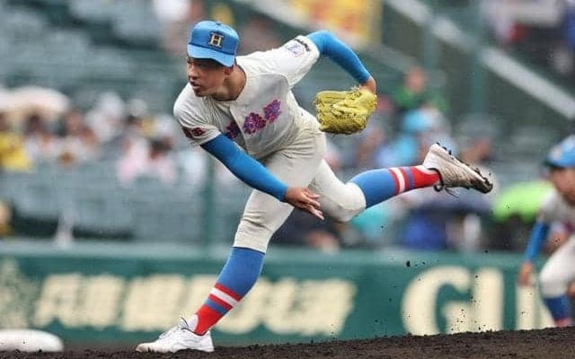 花咲徳栄が投打で圧倒、完封勝利　日本文理は三、四回にミスが連鎖