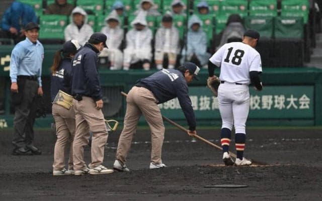 雨でセンバツ第3試合中止　専大松戸－九州国際大付　26日に順延