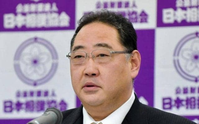 日本相撲協会のナンバー２に出羽海親方、高田川親方は巡業部長、藤島親方は広報部長