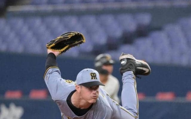 阪神　来日初打席のルーカスが遊ゴロで一塁へ全力疾走　シーズン想定の打席で終始ニコニコ　２軍戦で開幕前最終登板