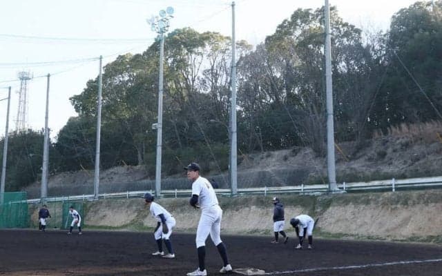 長方形の練習場が力の源　迷いない英明の「割り切り」　センバツ