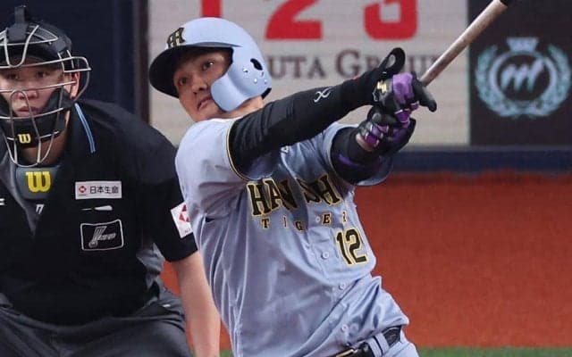 阪神育成に眠る「バケモン」　投手→野手転向1年…衝撃の“.300”「早く支配下に」