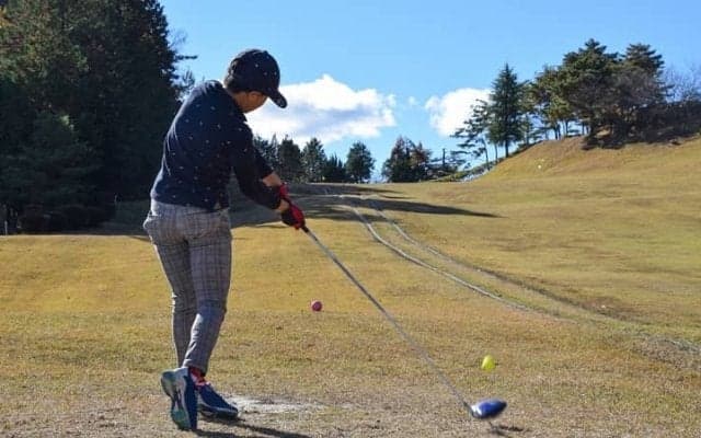 【動画あり】シャロースイングとは？メリット・デメリットを簡単に説明します！