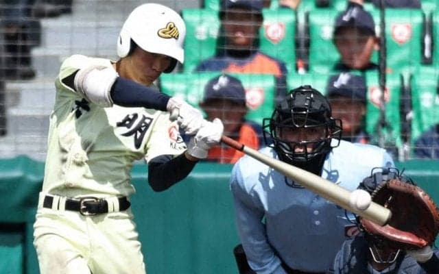 英明が初の8強入り、東北を破る　センバツ