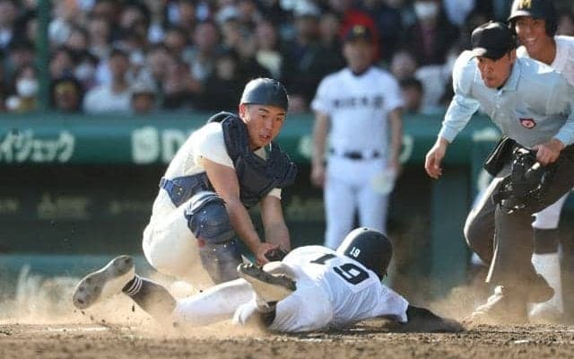 大阪桐蔭の仲原、サヨナラ阻んだ好返球　「飛んで来いと思っていた」