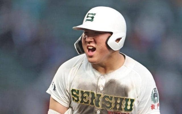 ８強最後の１枠は専大松戸　九州国際大付に８－３快勝で３年ぶり２度目のベスト８　八回に吉田がＤＨ１号本塁打も記録　準々決勝は山梨学院と対戦