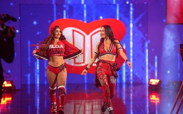 「ずっと同じ見た目」「若返ってないか？」9年ぶり復活の“殿堂入り”美女タッグのビジュアルにファン驚嘆「美魔女やな」