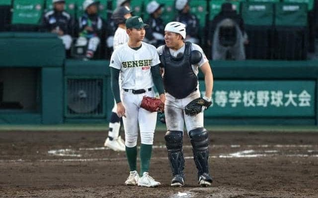 3年ぶりの8強つかんだコミュニケーション力　専大松戸のバッテリー