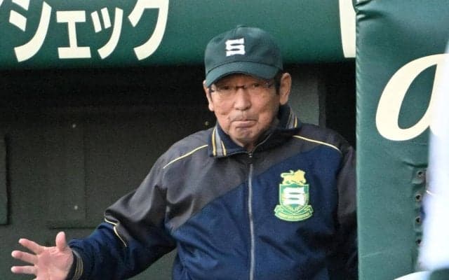 【センバツ】専大松戸が過去最高に並ぶ８強　77歳“持丸采配”的中　初のDH本塁打飛び出す