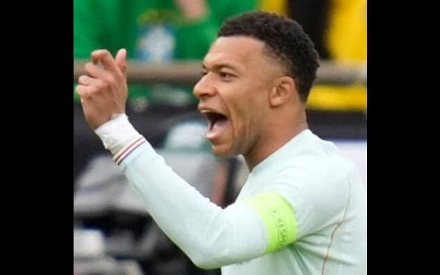 エムバペ絶妙ループで先制ゴール！フランス、ブラジルとのW杯前哨戦２－１で制す／国際親善試合