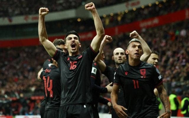 アルバニア金星ならず　初のＷ杯出場へポーランド相手に先制も…日本と同組での夢舞台届かず　欧州ＰＯ