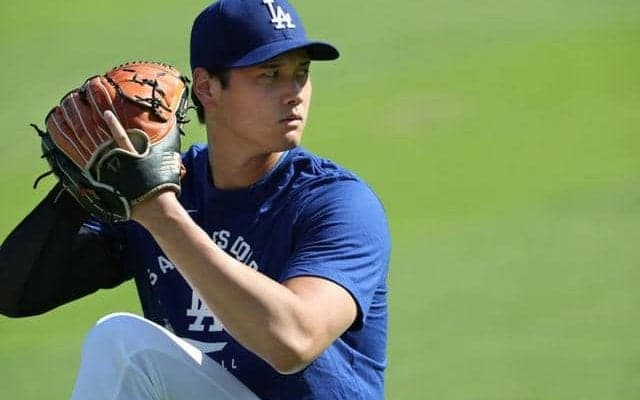 ドジャース開幕戦で白星　山本が6回2失点で勝利投手、大谷は1安打